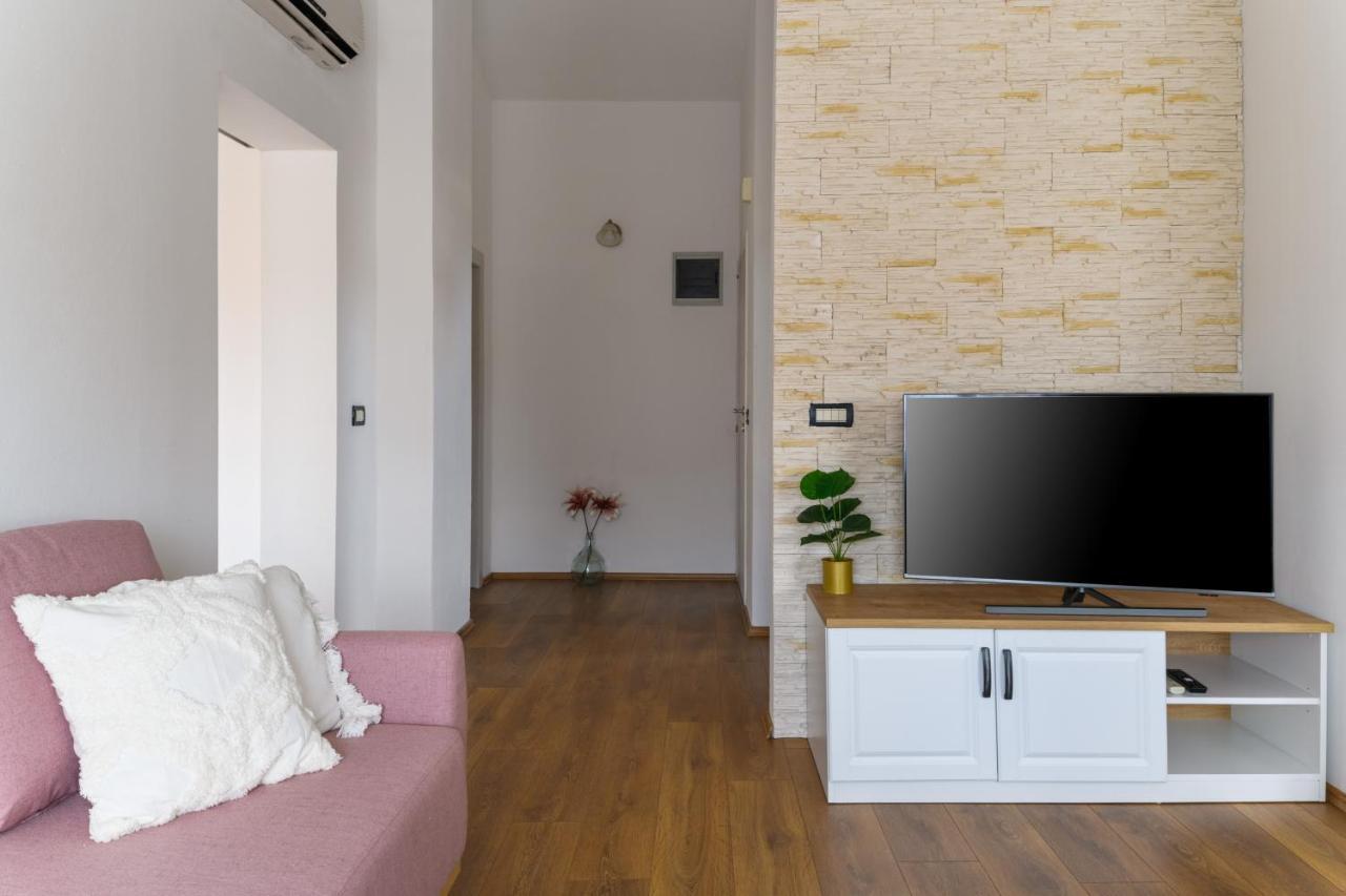 Apartments Perkovic Fazana Exterior photo