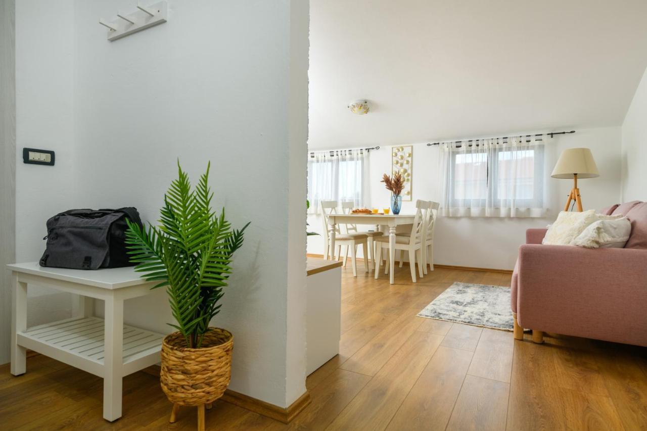 Apartments Perkovic Fazana Exterior photo